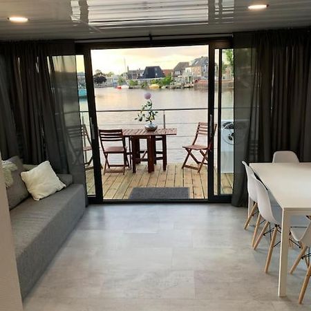 Unique New Houseboat Moored 4 Apartment Zwartsluis Luaran gambar